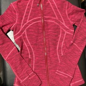 Lululemon Women’s On the Move Slim Fit Define Jacket